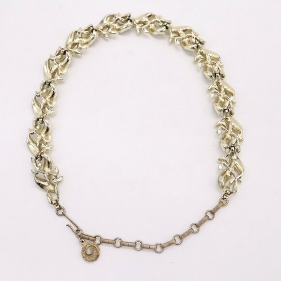 Vintage Signed Lisner Leaf Adjustable Choker Collar Necklace Gold Tone - Picture 7 of 8